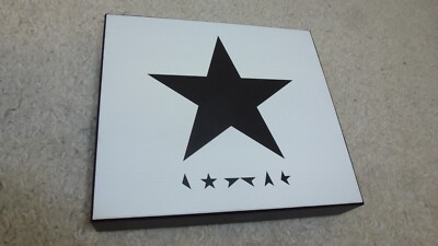 David Bowie - Blackstar - CD Box incl. Pin + Booklet