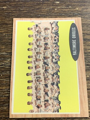 1962 TOPPS ORIOLES TEAM CARD #476 SEMI HIGH BROOKS ROBINSON EXCELLENT+ OR BETTER