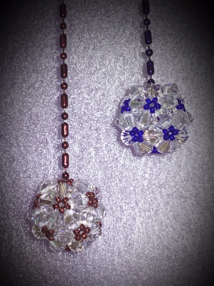 Bola de discoteca artesanal azul granate rojo abanico tirador hecho con cristal de Swarovski Foto 2 de 4