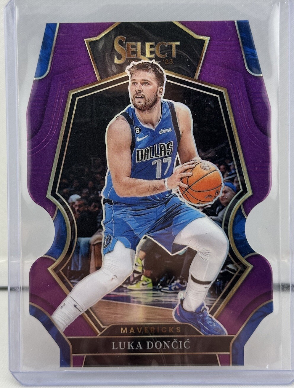 2022-23 Panini Select Premier Level Purple Prizm Die-Cut #151 Luka Doncic 89/99