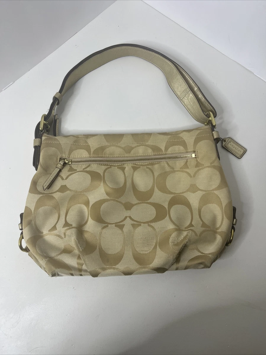 Coach signature 2025 duffle bag