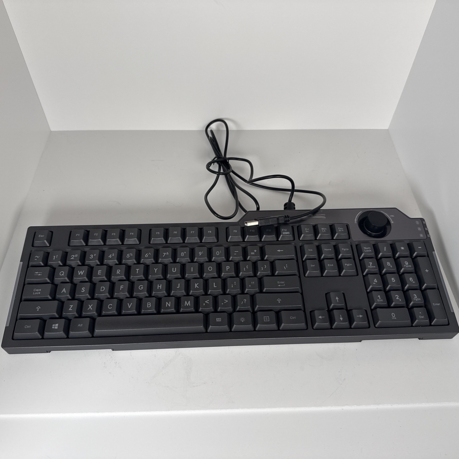 Asus G01 KB Backlit Gaming Keyboard Volume Knob Tilt Legs 
