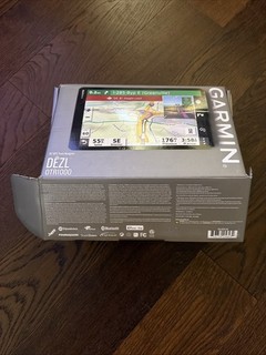 Garmin dezl 10" GPS Truck Navigator (OTR1000)