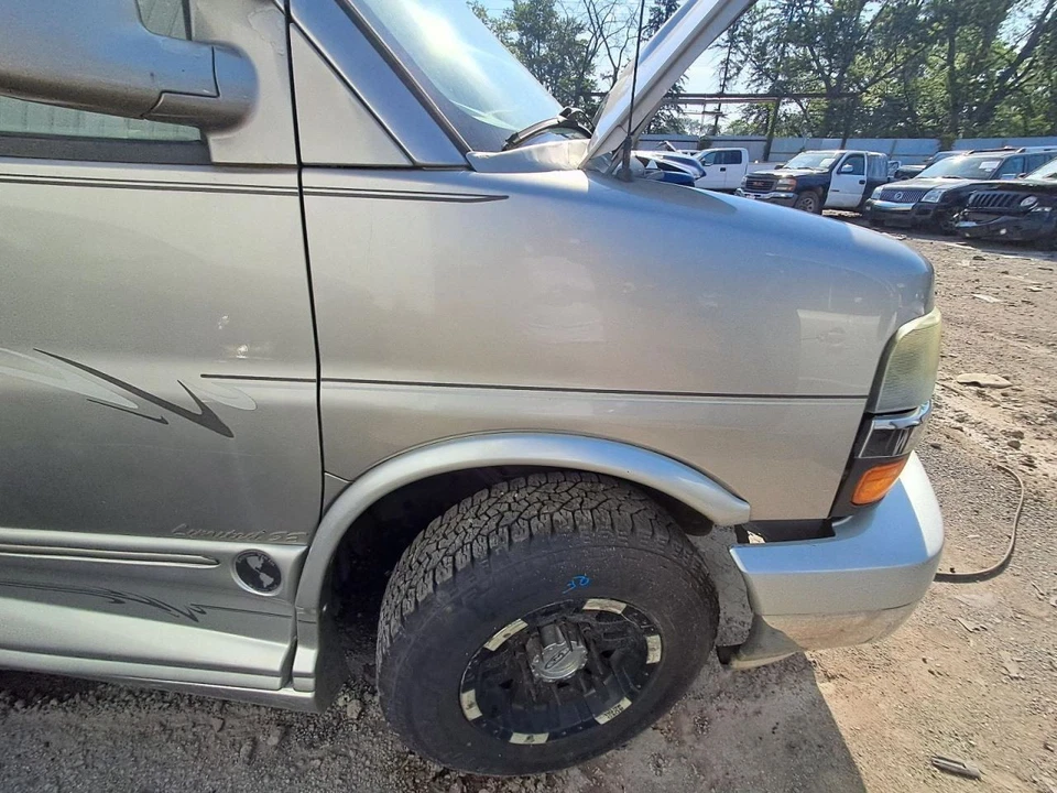 Espejo retrovisor Chevrolet Express 2500 2004 usado OEM 267-00182 Foto 4 de 4