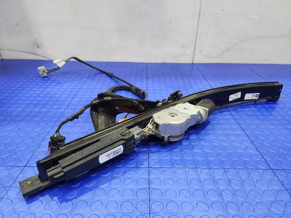 10-20 Dodge Grand Caravan Power Sliding Door Motor Right Passenger Side OEM - Image 4 of 4