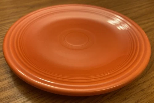 Vintage Fiestaware - 6" bread and butter plate in "radioactive" red (excellent)