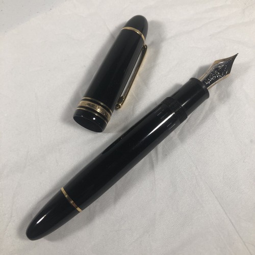 Penna stilografica MONTBLANC MEISTERSTUCK modello 149 14C 4810 585 USATA nera con supporto - Foto 21 di 24