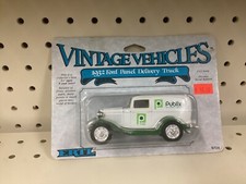 1:43 Ertl Vintage Vehicle 1932 Ford panel delivery truck publix