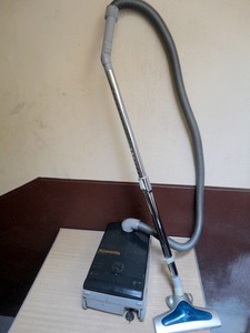 aspirateur ancien