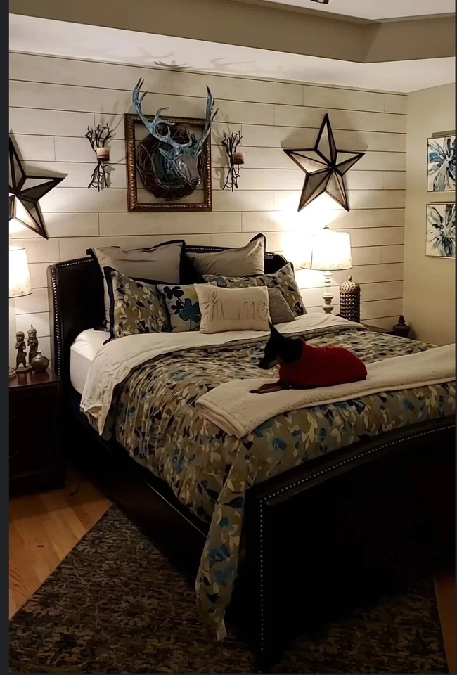 Magnolia Home by Joanna Gaines MH1559 56 sq. ft. Off White Shiplap Wallpaper - Image 2 of 4