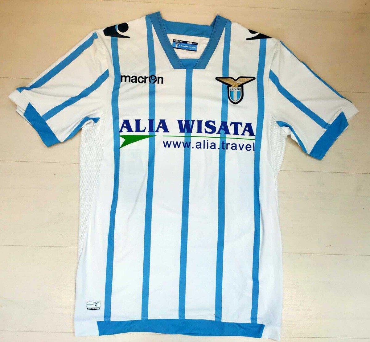 Macron, la maglia della Lazio per l'Europa League è nera