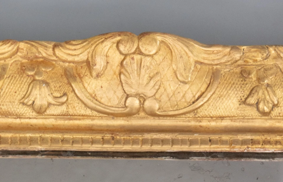 Antiguo espejo francés pequeño del siglo XIX estilo Luis XV dorado madera 16,4" H Foto 4 de 4