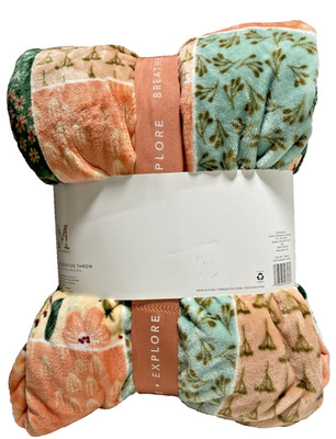 MIA CHARRO Artist Series throw patchwork floral 60x70