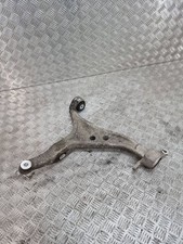 Mercedes-Benz GLE (W166 - C292) 2016 Vorne links Querlenker Achsschenkel vorne Mercedes-Benz GLE (W166 - C292) 2016 Vorne links Querlenker Achsschenkel vorne