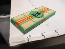 WRIGLEY'S P.K. chewing gum box 1940s FULL candy Canada SPEARMINT #1F