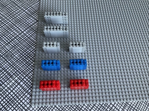 Lego lot genuine 80 Light Bluish Grey/red/blue Technic Plates 2x 4/6