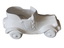 superbe cache pot voiture décapotable en céramique blanche vintage