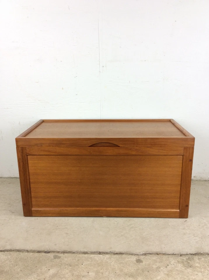 Manta de teca estilo moderno danés Foto 3 de 4