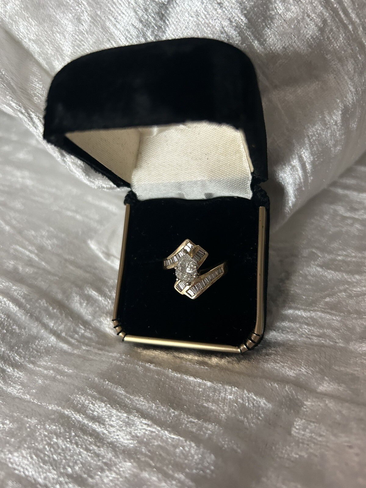 Wedding ring - image 1