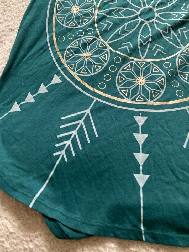 Camiseta Hollister Mujer Geométrica Manga Corta Terciopelo Verde Talla L Foto 2 de 4