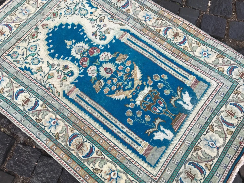 Turkish Antique rug Bohemian Area rug Oushak rug Vintage Rug Handmade Wool rug - Image 2 of 4