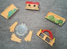 VTG Brio Railway Lot Swingbridge Turntable Red Roof- Forest 33457 Tunnels