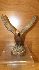 Red Mill MFG Handcrafted American Eagle 8" Wings Uplifted Pecan Figurine 1987 