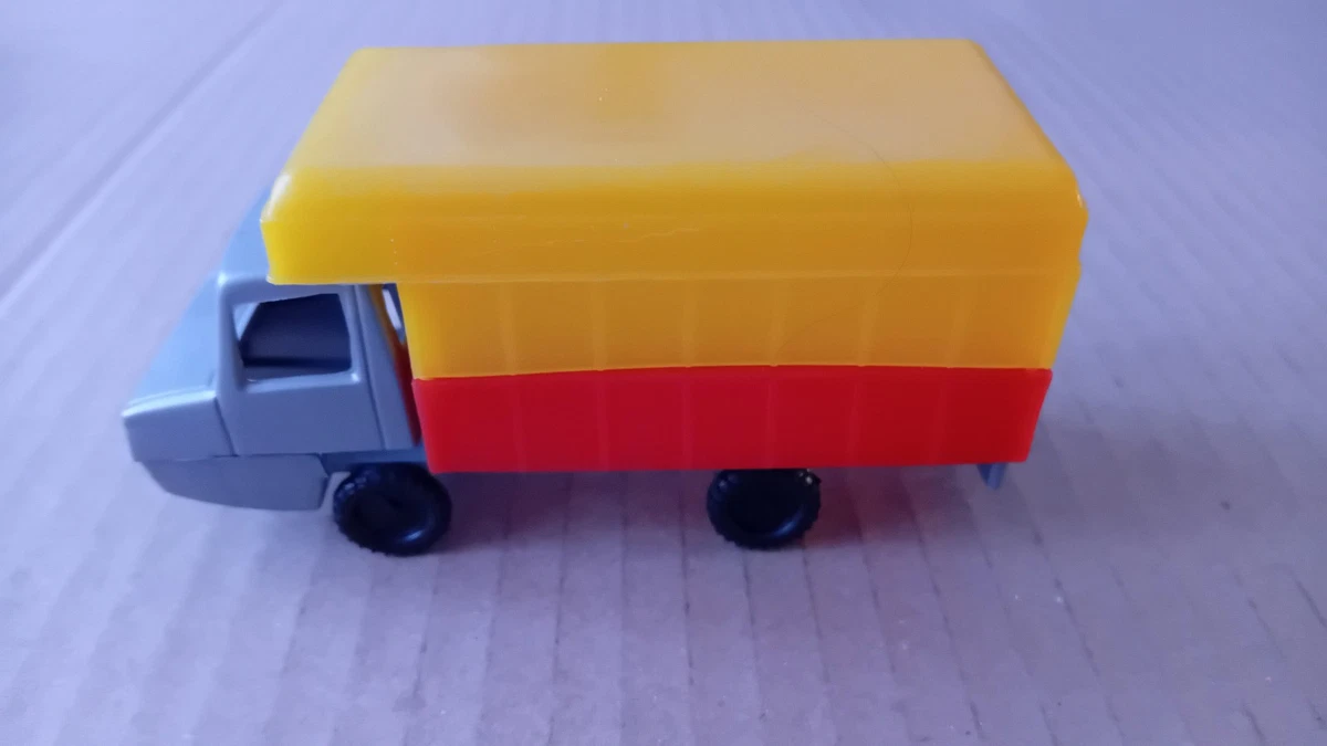 MINIALUXE BERLIET Stradair Semi Remorque Citerne Station Garage EUR 60
