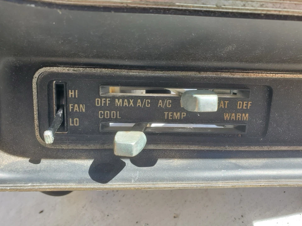 Cuadro de instrumentos Plymouth Satellite 440 Patrol Car Cert 1974 con cableado completo Foto 3 de 4