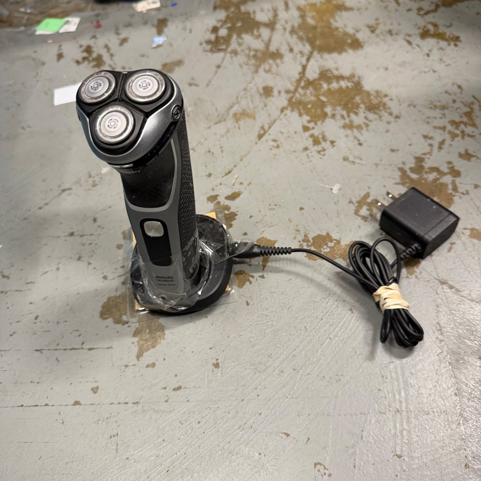 With Charging Stand Silver