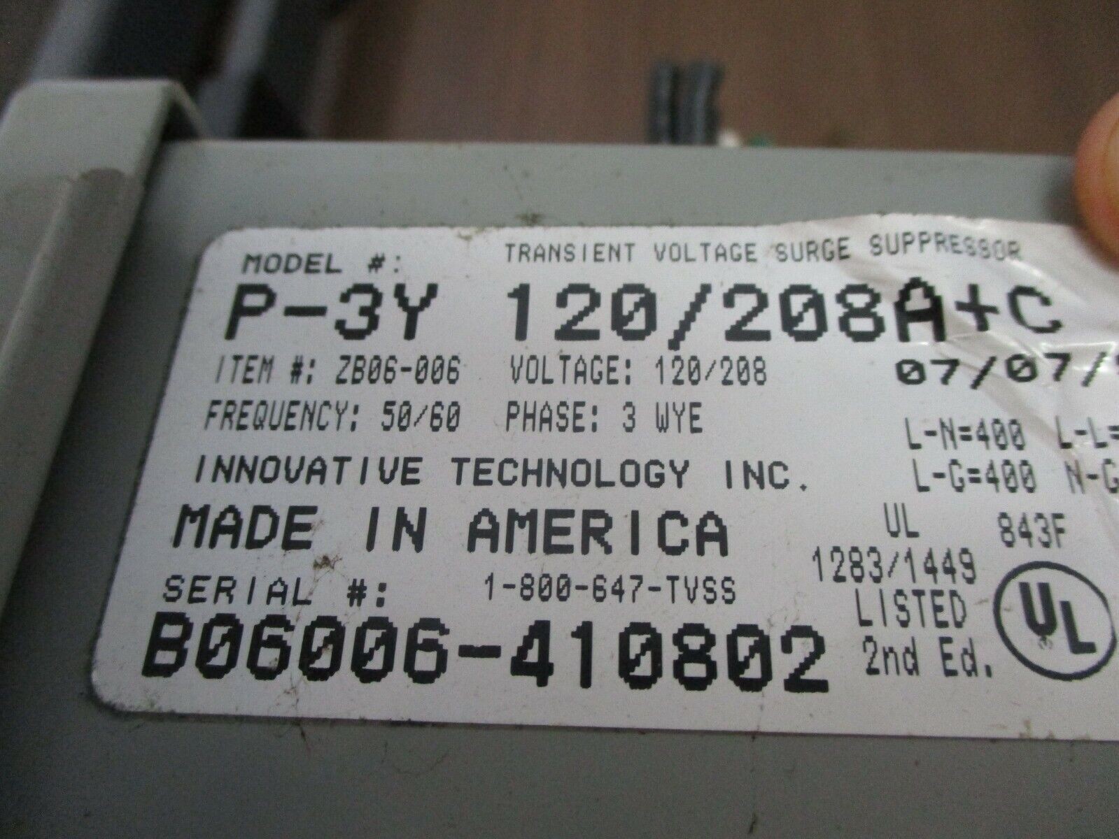 Innovative Technology The IT Protector P-Plus Surge Suppressor P-3Y 120/208A+C