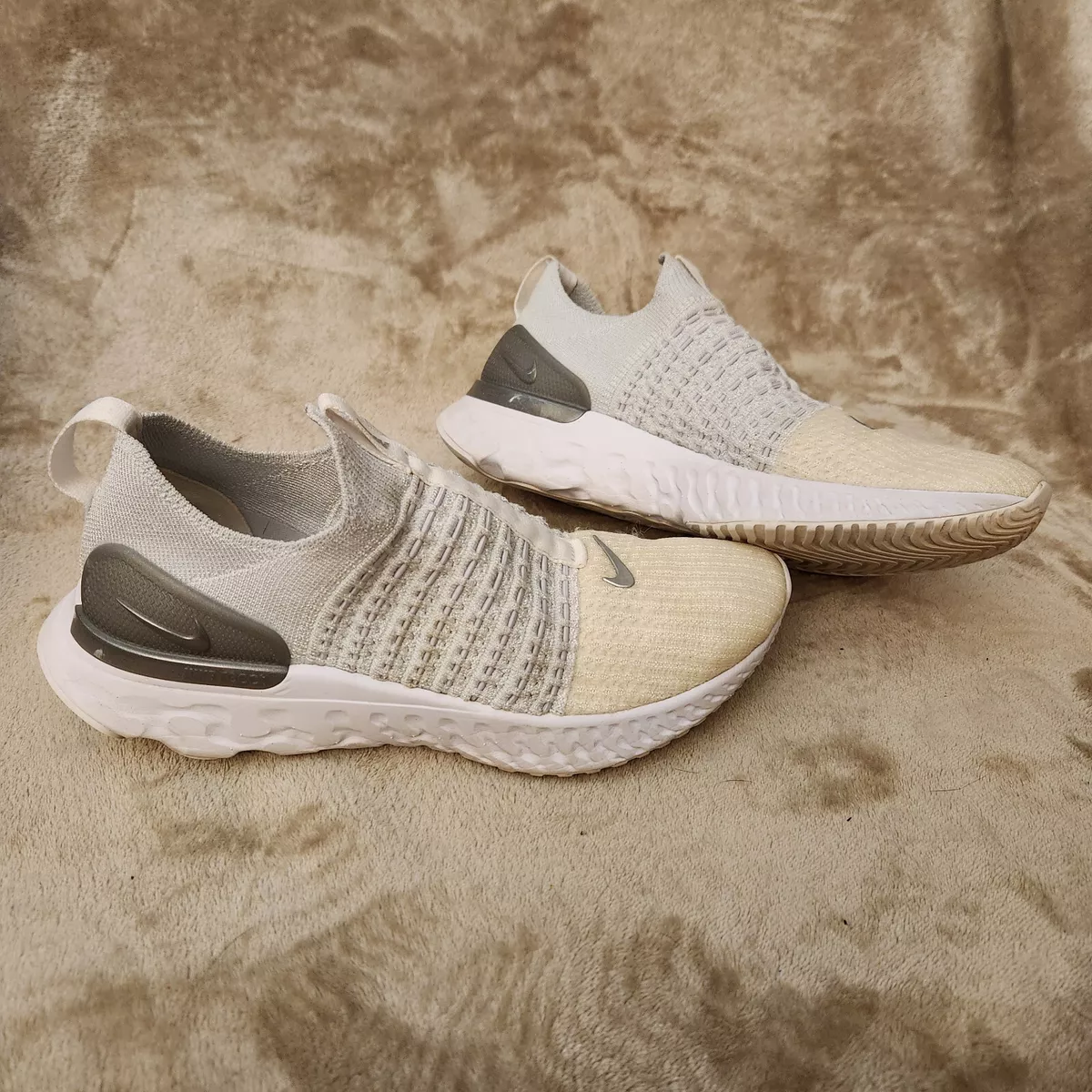 Size 7.5 Womens Nike React Phantom Run Flyknit 2 White Pure