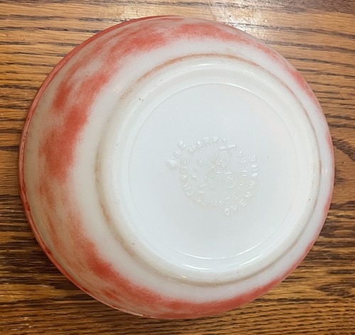 Vintage Pyrex Mixing Nesting Mixing Bowl Primary RED 1 1/2 Quart #402 - Picture 3 of 4