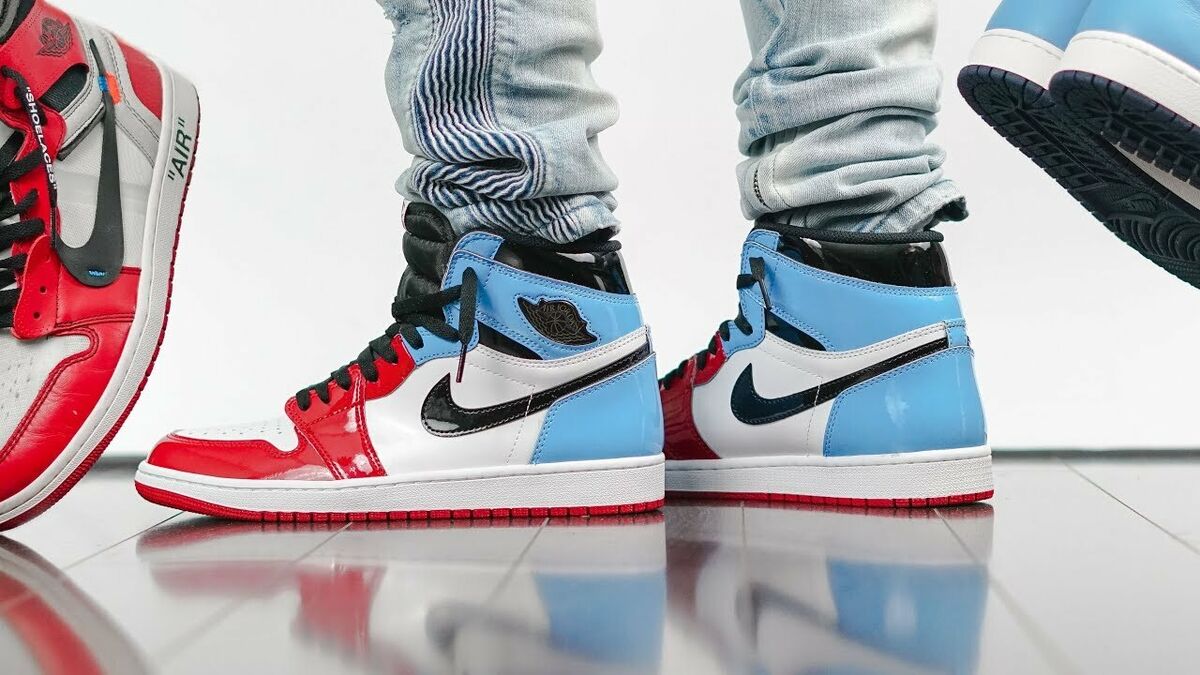 Nike Air Jordan Retro 1 High OG Fearless UNC to Chicago Nike Air Jordan Retro 1 High OG Fearless UNC to Chicago
