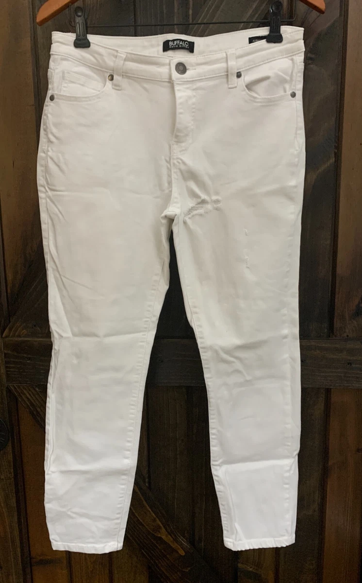 Buffalo David Bitton sz 8 29 White Aubrey Mid rise Super Soft Capri Denim Jeans