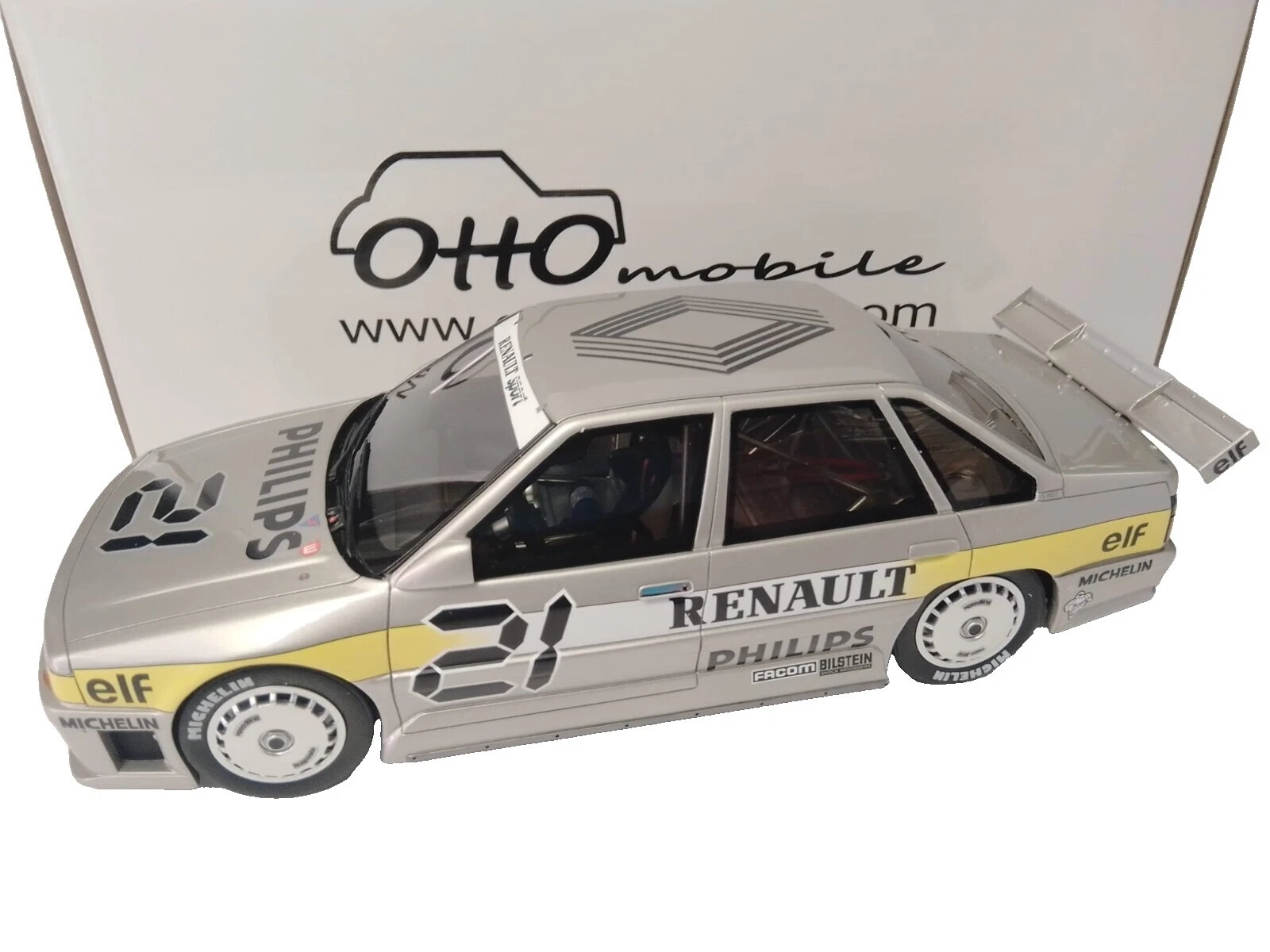 Renault 1:18 Scale Diecast Sport & Touring Cars