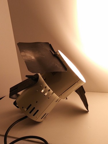 Smith Victor Lamp w/Barn Doors Q60 Video Lighting Unit - Picture 8 of 9