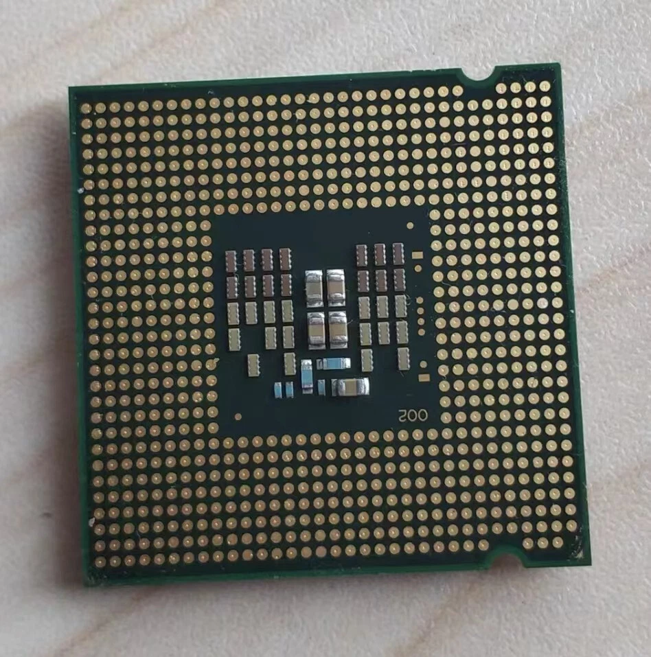 Intel Core 2 Quad Q9300 SLAWE 6MB 2.5GHz Quad-Core LGA 775 CPU Processors 95W - Image 2 of 2