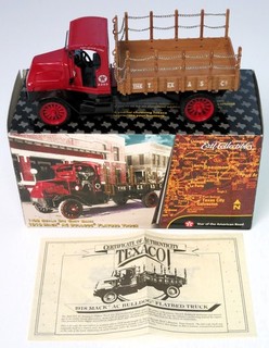 Texaco 1918 Mack AC Bulldog Flatbed Diecast Model Truck Scale 1:32 ERTL in Box