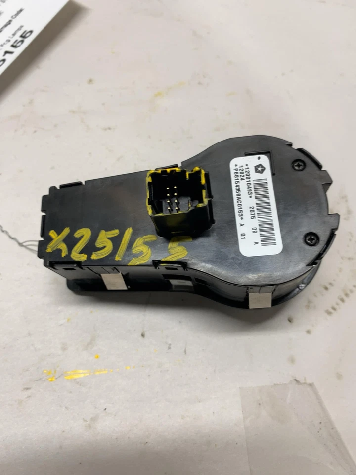 Interruptor de faros 15-17 CHRYSLER 200 (dash Mtd) con LÁMPARAS ANTINIEBLA 68154356AA Foto 3 de 4