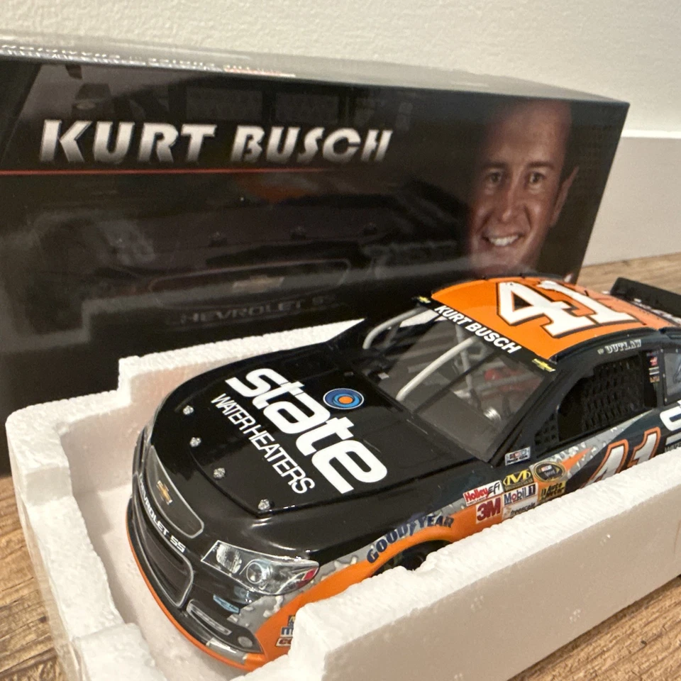 Calentadores de agua estatales Kurt Busch #41 2014 1/24 Lionel Nascar diecast 1/1572 Foto 2 de 4