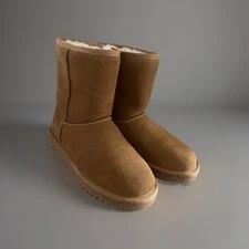 Koolaburra By UGG Women's Classic Short Chestnut Suede Boots Size 5
