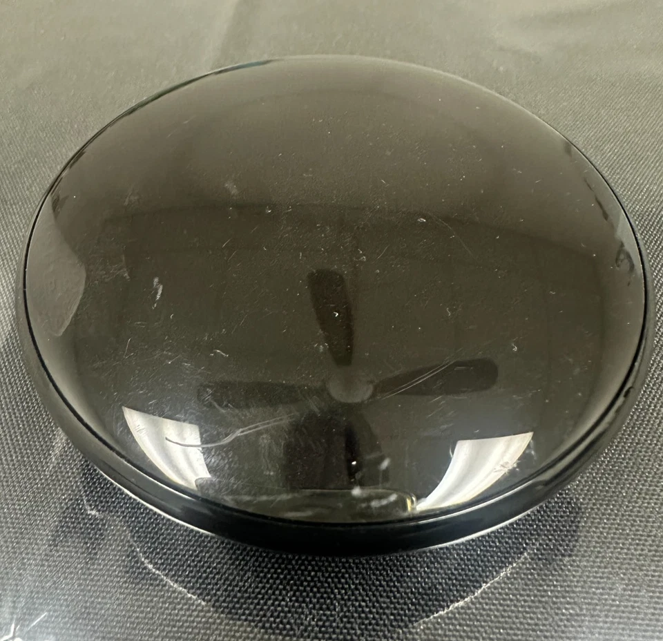 Google Nest Learning Thermostat 4th Gen–Used–Mirror Scratches–Wall Base - Image 3 of 4