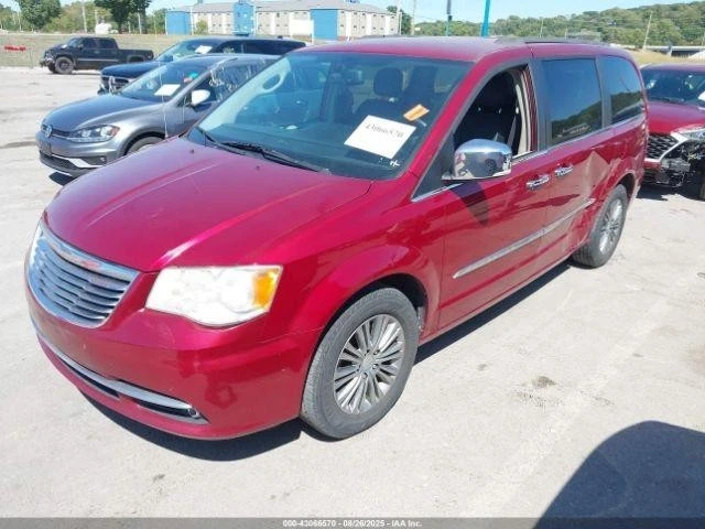 Manija de puerta exterior trasera usada se adapta a: Chrysler Town & Country 2014 puerta de montaje Foto 3 de 4