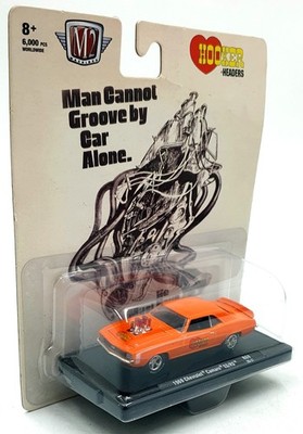 Castline M2 Machines Maßstab 1:64 R69 - 1969 Chevrolet Camaro SS/RS - orange