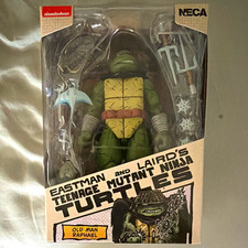 NECA Teenage Mutant Ninja Turtles Old Man Raphael Figure w Sai Cloak Hat