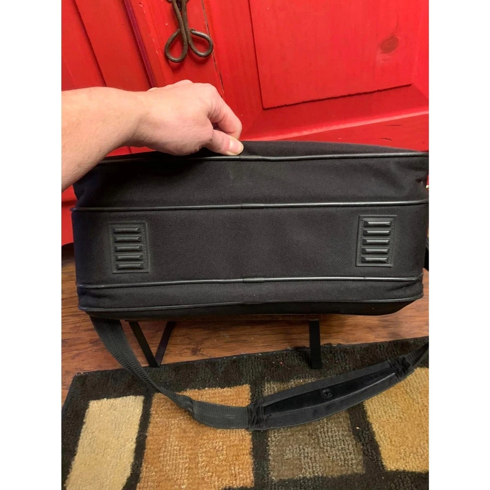 WENGER SWISS ARMY Estuche para Laptop Bolso de Hombro Mensajero Maletín LEER Foto 4 de 4