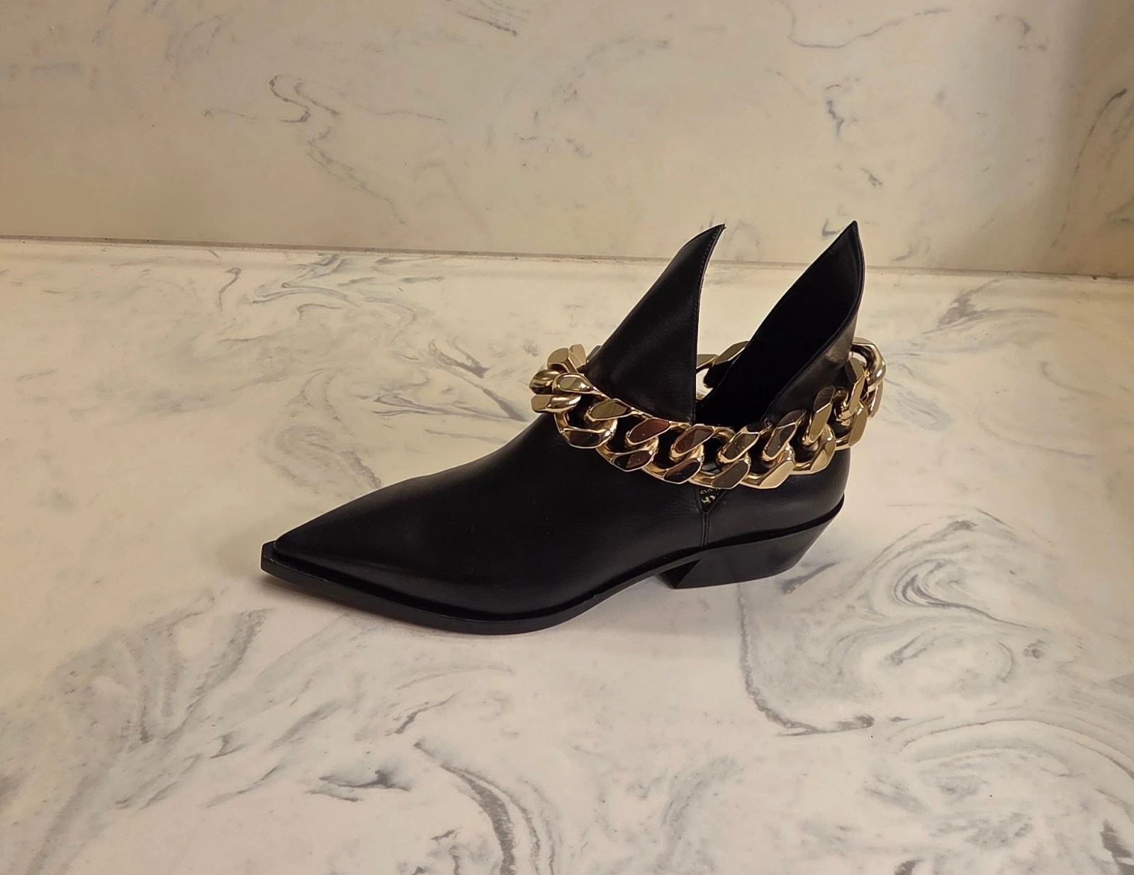Burberry — New! Burberry 'Keighley' Ankle Boots Black Womens 5.5 US 35.5 Eur. MSRP $1370