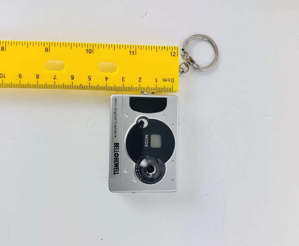 NEW! Bell And Howell Mini Digital Camera With Case - Image 4 of 4