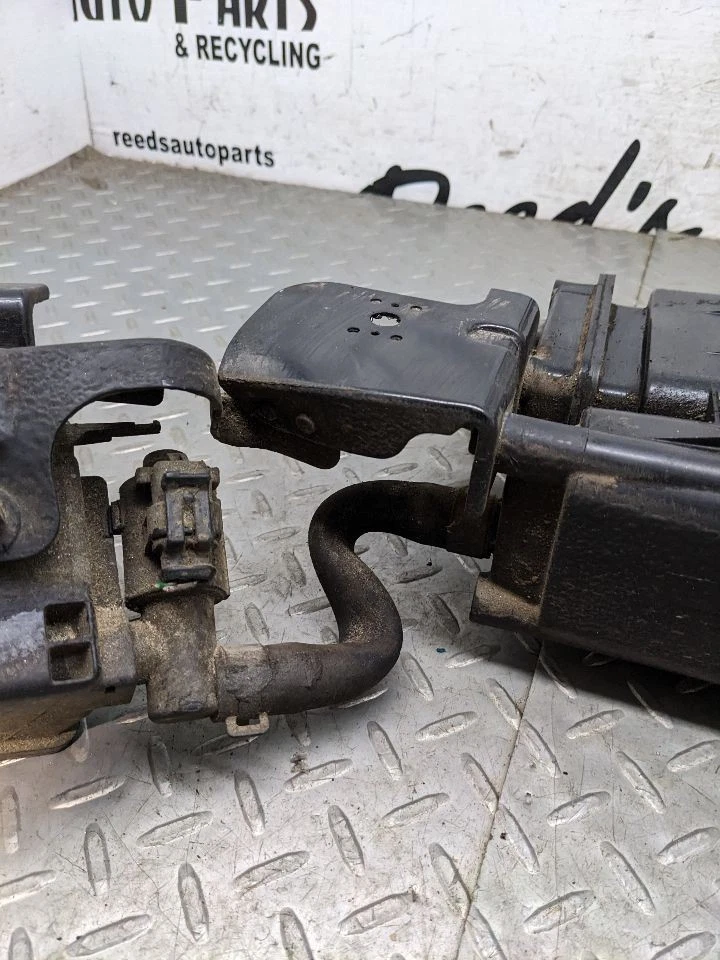 Bote de carbón de vapor de combustible 2012 13 14 15 16 17 Hyundai Veloster 1180957 Foto 3 de 4